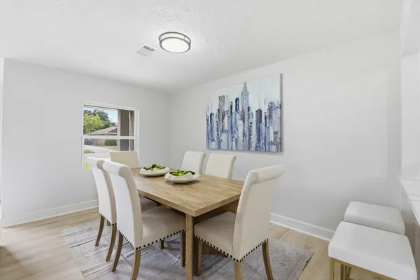 $2,700 | 3411 Wentworth Street, Houston, TX 77004