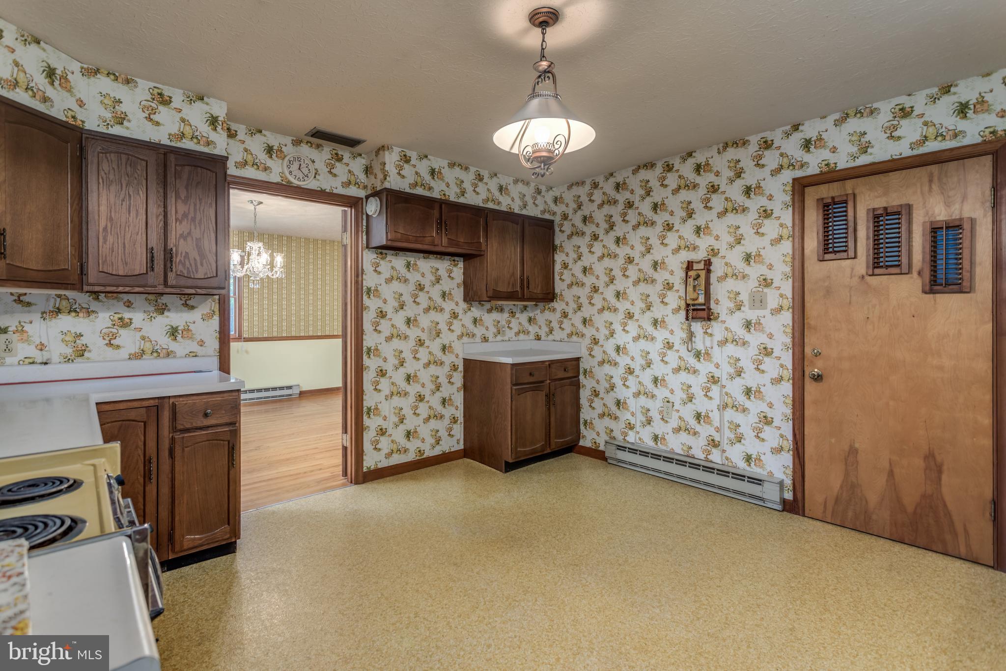 704 Apple Pie Ridge Road Winchester, VA 22603 - Photo 4 of 31 Kitchen 2