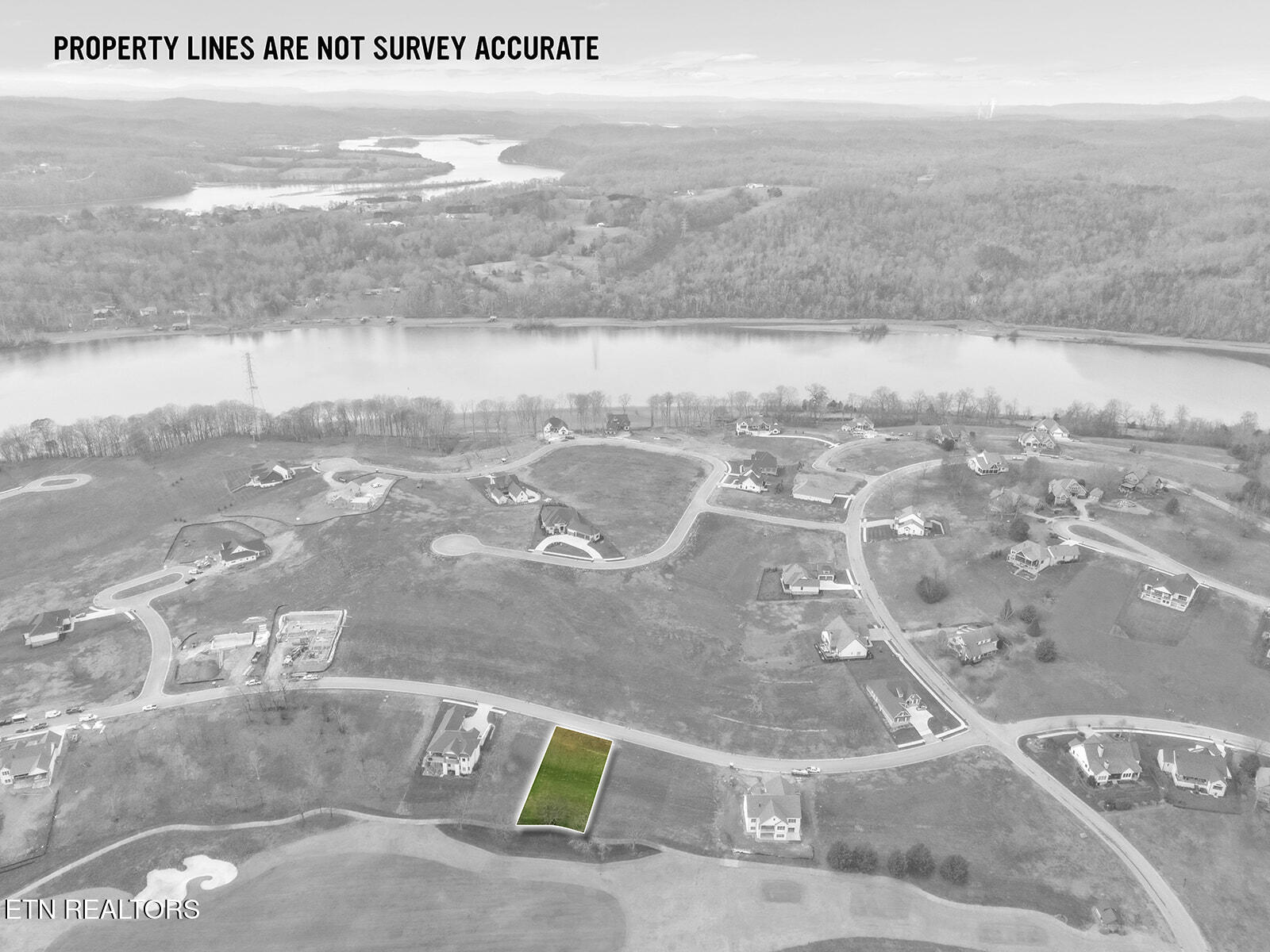 511 Mockingbird Lane Loudon, TN 37774 - Photo 20 of 34 DJI_20251202034107_0316_D-lines