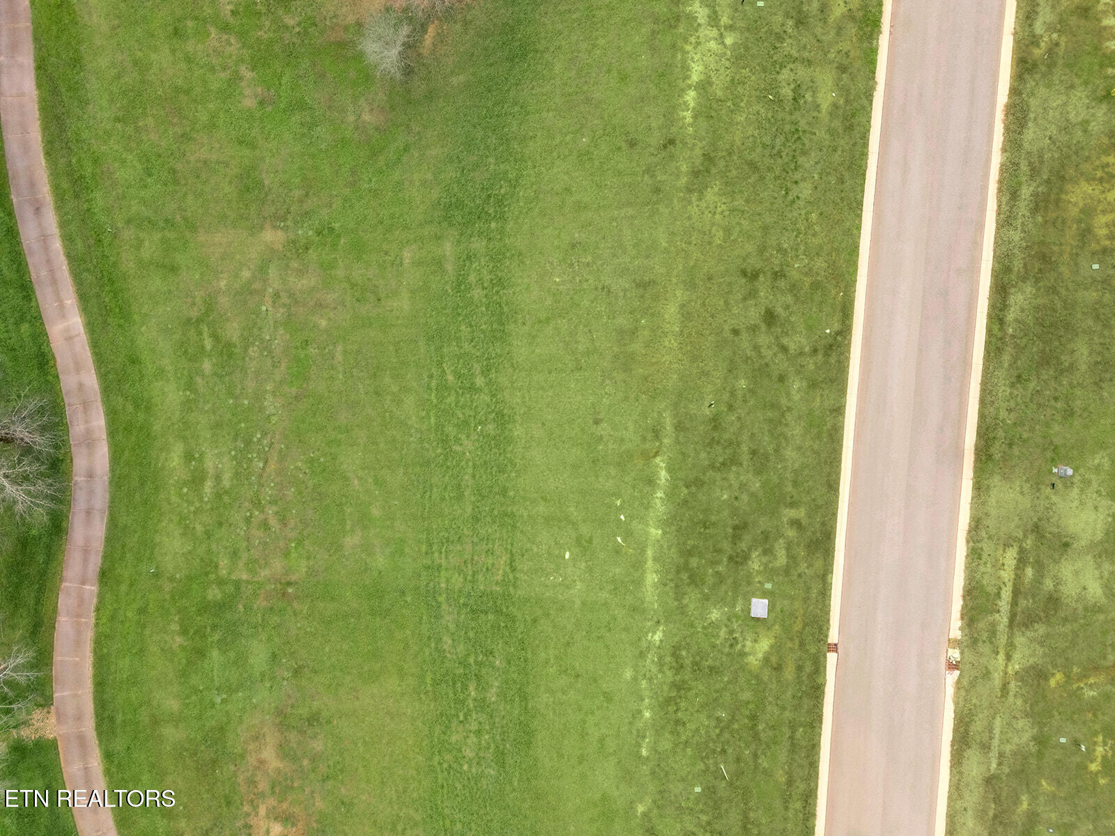 511 Mockingbird Lane Loudon, TN 37774 - Photo 22 of 34 DJI_20251202034142_0321_D