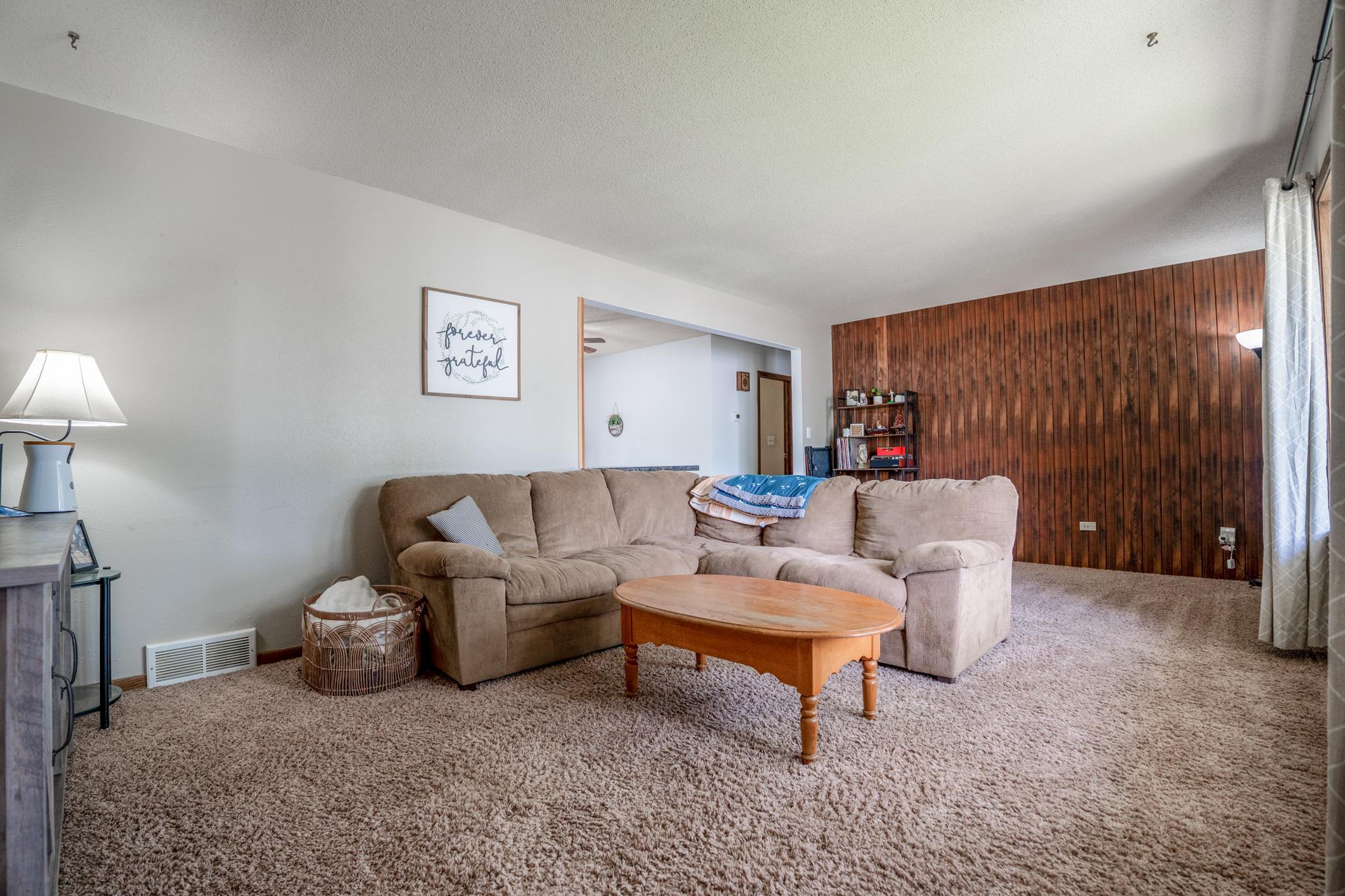 416 8th Avenue Madison, MN 56256 - Photo 5 of 31
