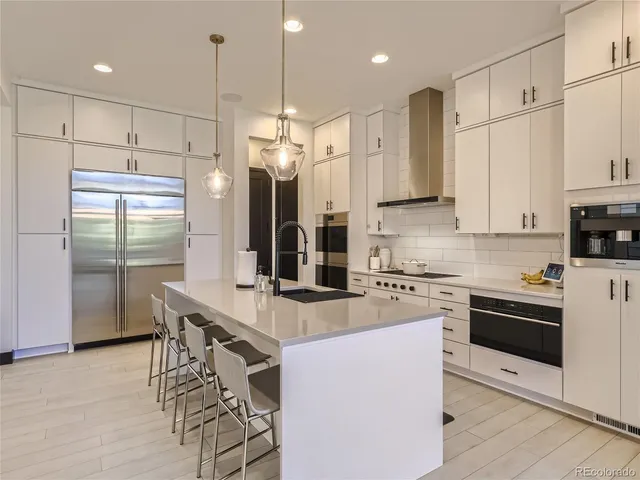 $875,000 | 21418 East 61st Drive, Aurora, CO 80019