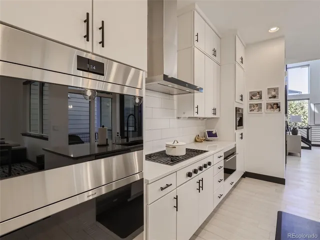 $875,000 | 21418 East 61st Drive, Aurora, CO 80019