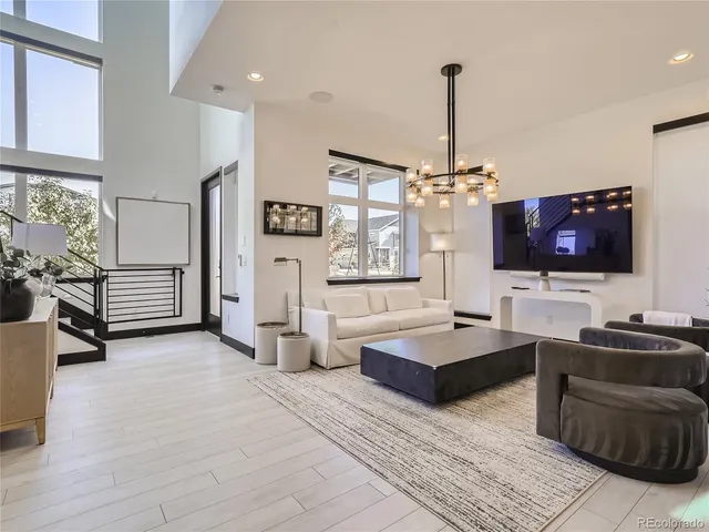 $875,000 | 21418 East 61st Drive, Aurora, CO 80019