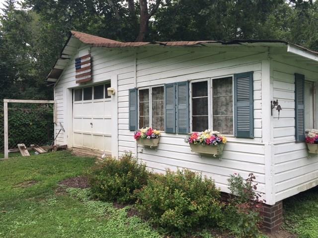 8038 Bull Creek Road Tarentum, PA 15084 - Photo 8 of 16 Gallery Image 8