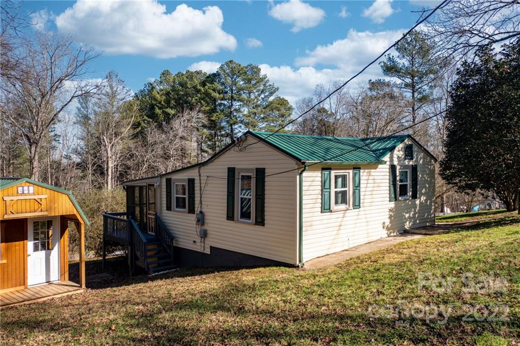 1636 Butler Hill Road Morganton, NC 28655 - Photo 19 of 27 Gallery Image 19