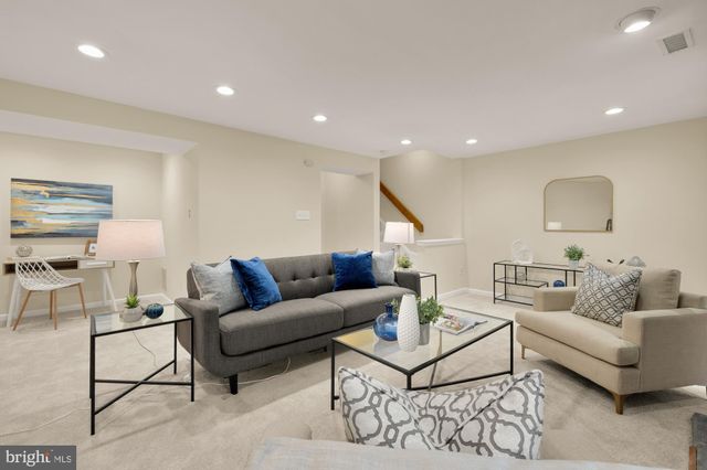 $528,000 | 1937 Hickory Hill Lane, Silver Spring, MD 20906