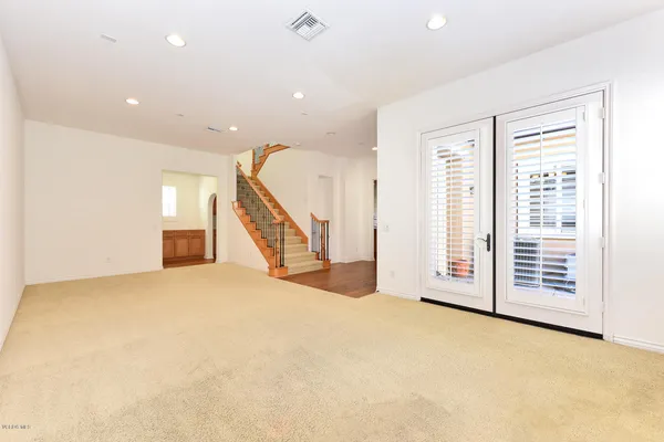 $5,600 | 4103 Caribbean Street, Oxnard, CA 93035