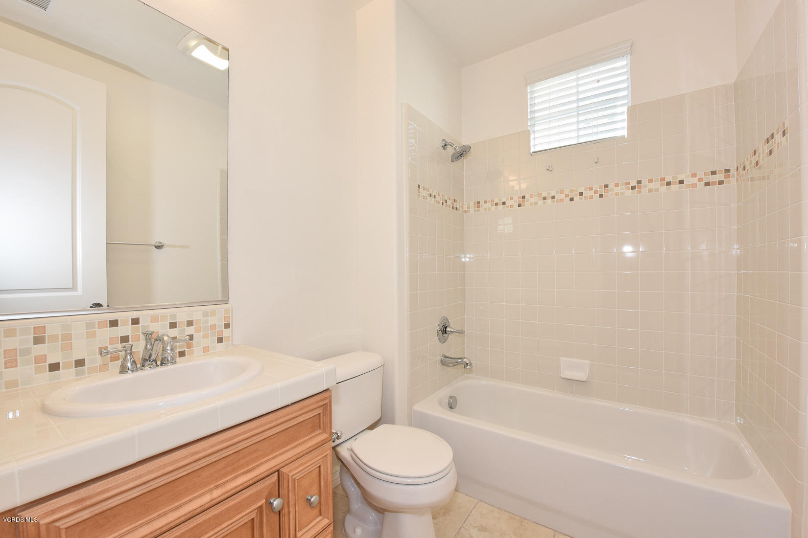 4103 Caribbean Street Oxnard, CA 93035 - Photo 18 of 45 318066_caribbean_037