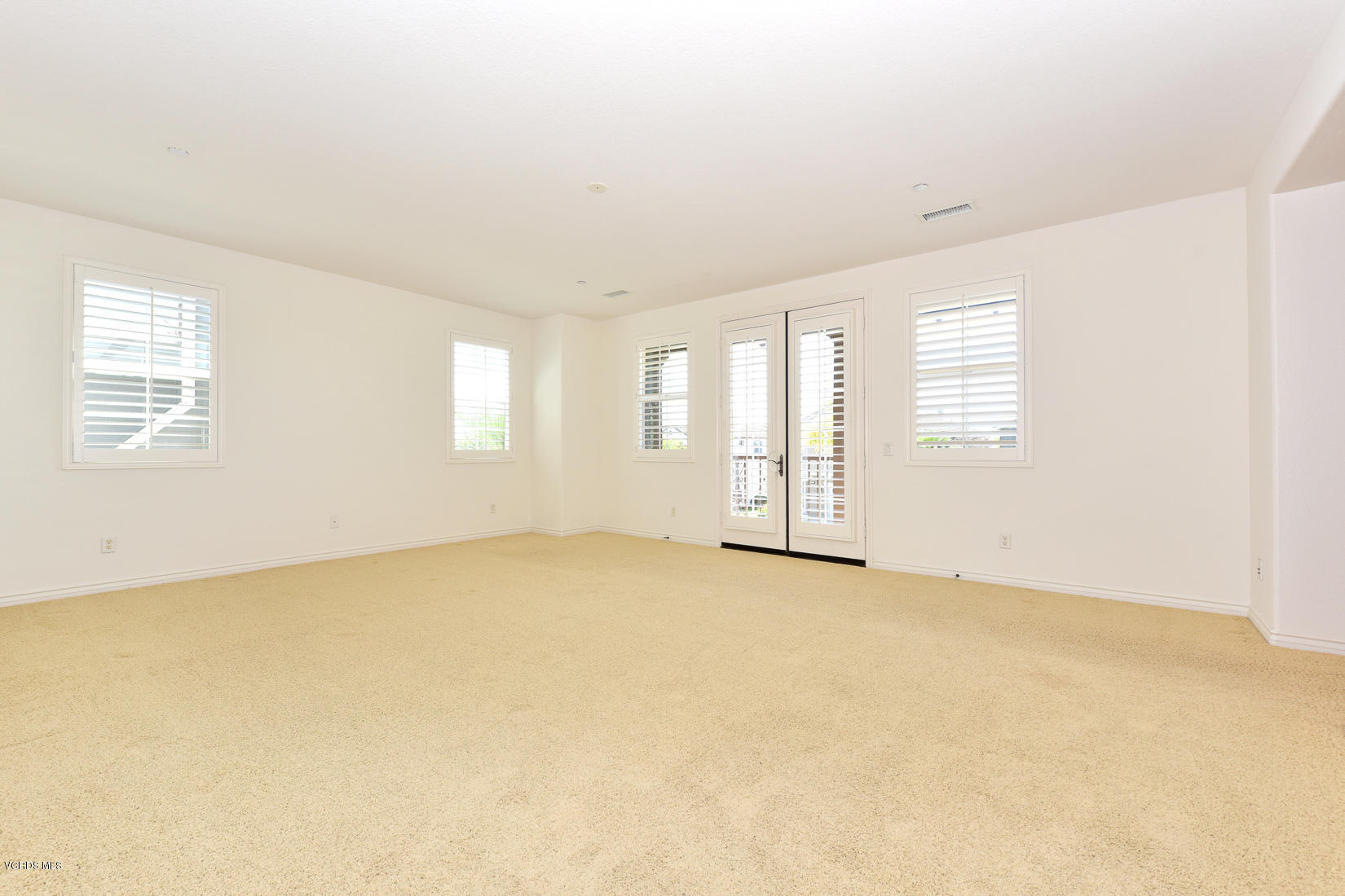 4103 Caribbean Street Oxnard, CA 93035 - Photo 21 of 45 318066_caribbean_042