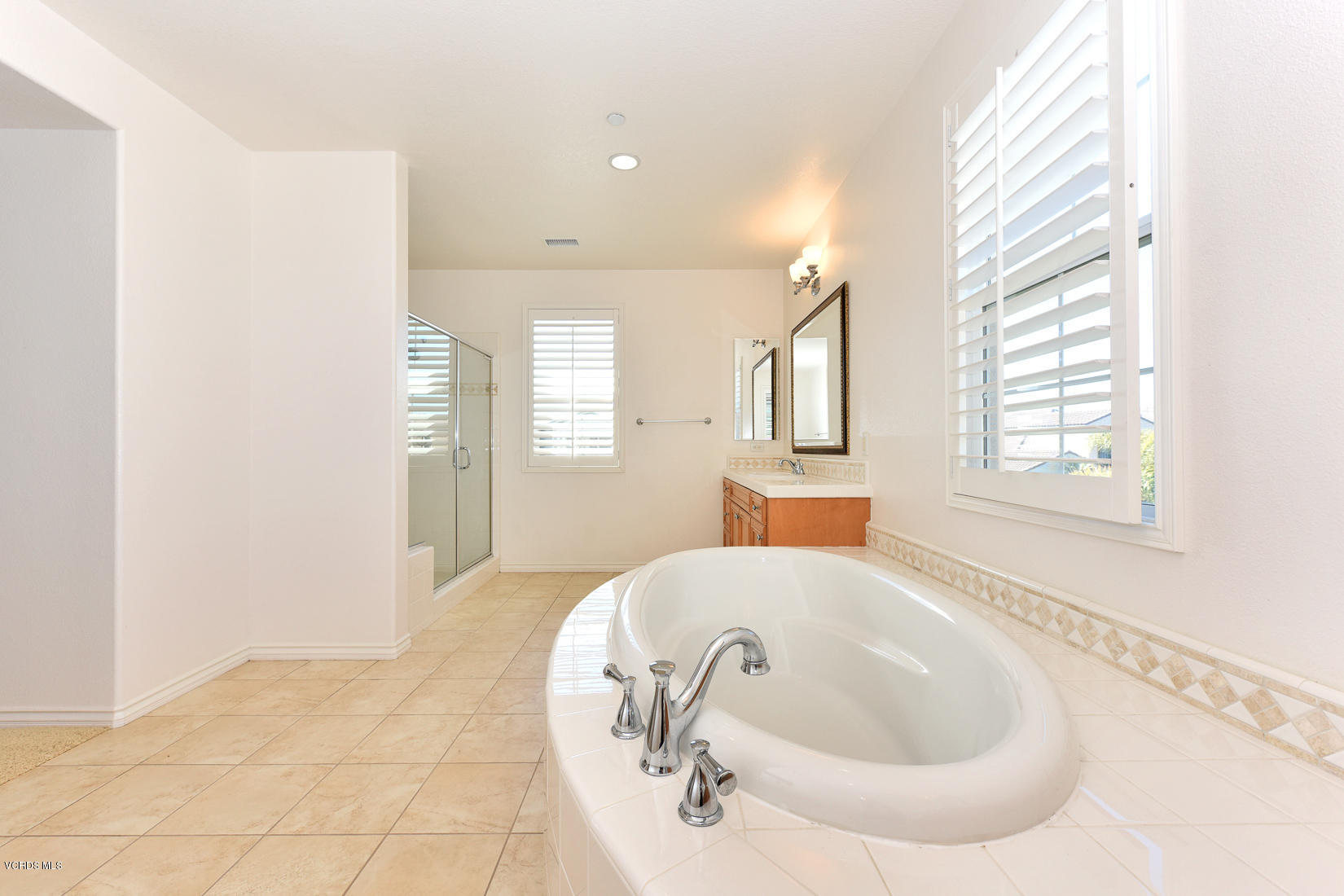 4103 Caribbean Street Oxnard, CA 93035 - Photo 26 of 45 318066_caribbean_050