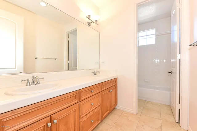 $5,600 | 4103 Caribbean Street, Oxnard, CA 93035