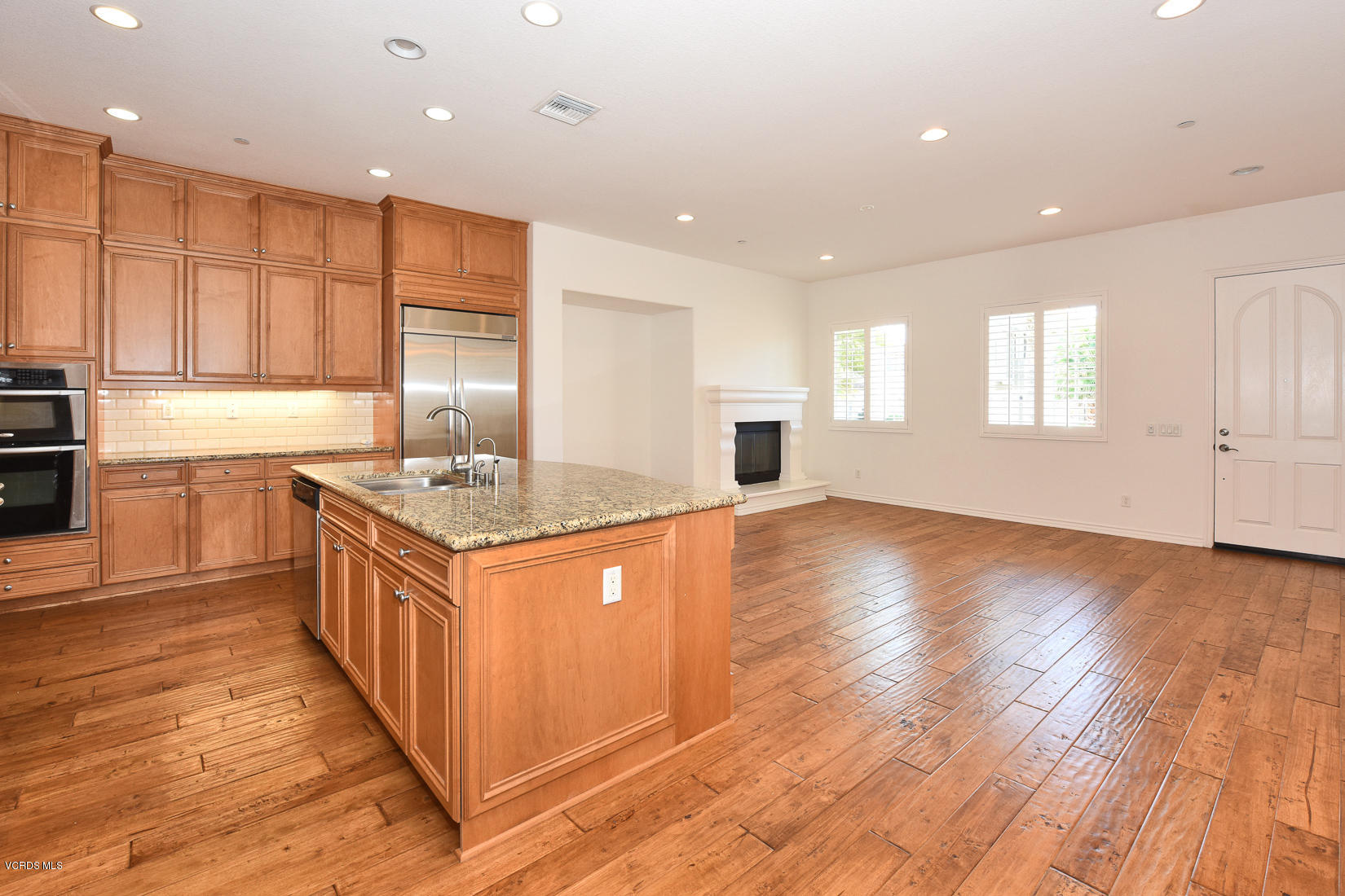 4103 Caribbean Street Oxnard, CA 93035 - Photo 7 of 45 318066_caribbean_017