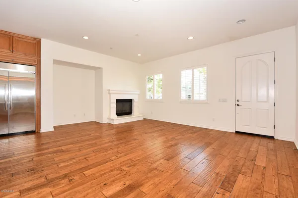 $5,600 | 4103 Caribbean Street, Oxnard, CA 93035