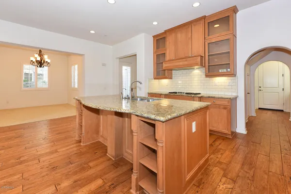 $5,600 | 4103 Caribbean Street, Oxnard, CA 93035