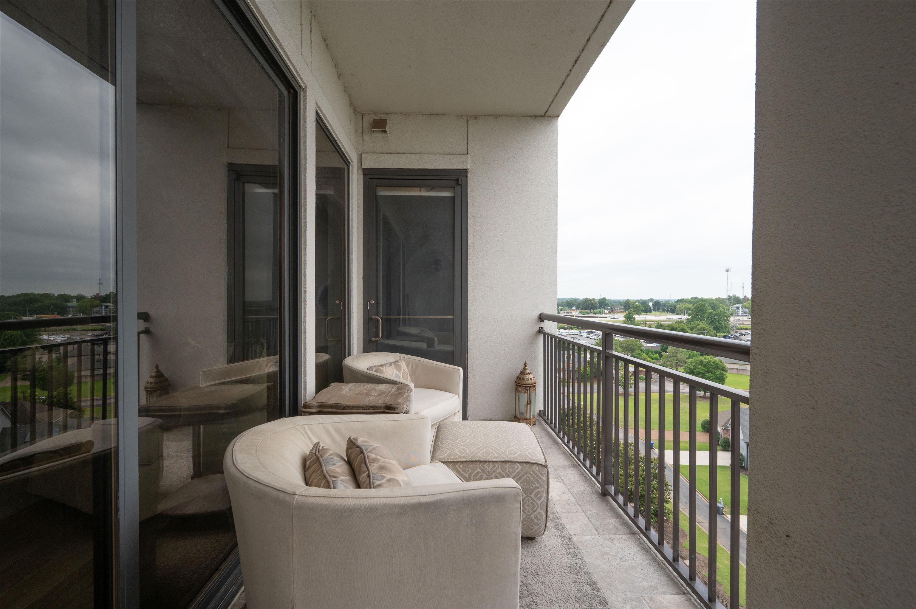 717 Riverside Drive, Unit 805/806 Memphis, TN 38103 - Photo 13 of 40