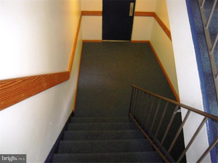 1575 West Street Road, Unit 116 Warminster, PA 18974 - Photo 2 of 10 Foyer