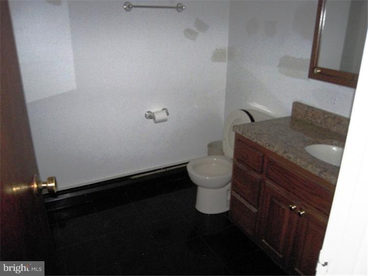 1575 West Street Road, Unit 116 Warminster, PA 18974 - Photo 8 of 10 Bathroom