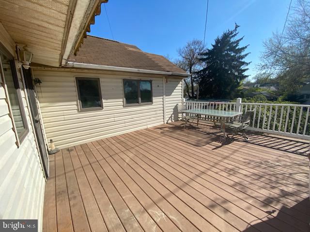 13 Valley Road Earleville, MD 21919 - Photo 11 of 20 Front Deck