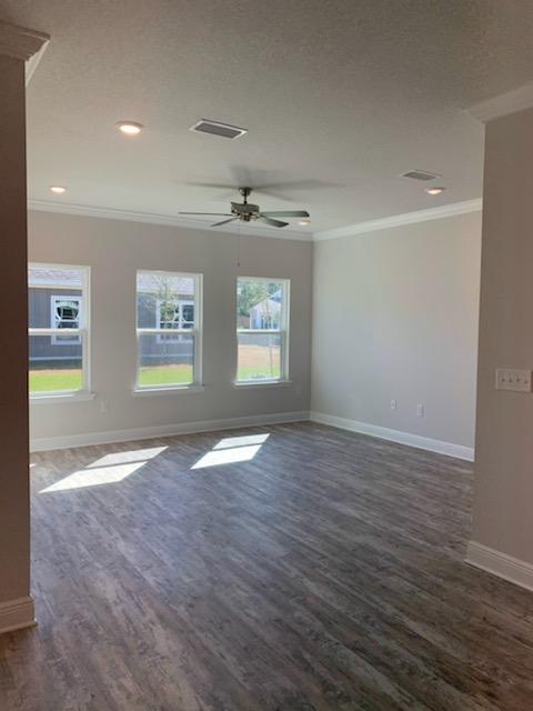 93 Dusky Way Freeport, FL 32439 - Photo 7 of 31 Gallery Image 7