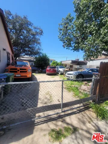 $90,000 | 8019 Towne Avenue, Los Angeles, CA 90003