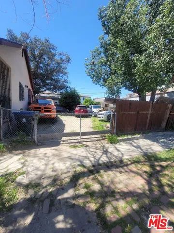 $90,000 | 8019 Towne Avenue, Los Angeles, CA 90003