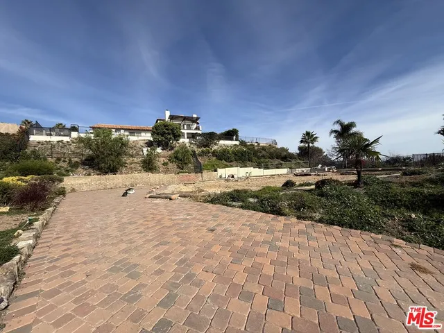 $695,000 | 23311 Pompano Street, Malibu, CA 90265