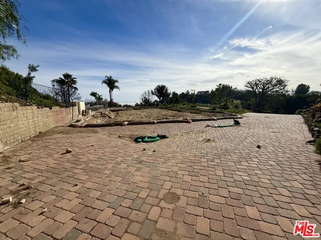 $695,000 | 23311 Pompano Street, Malibu, CA 90265