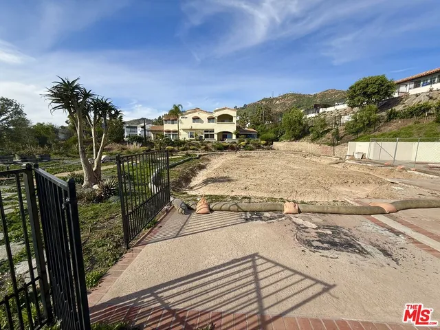 $695,000 | 23311 Pompano Street, Malibu, CA 90265