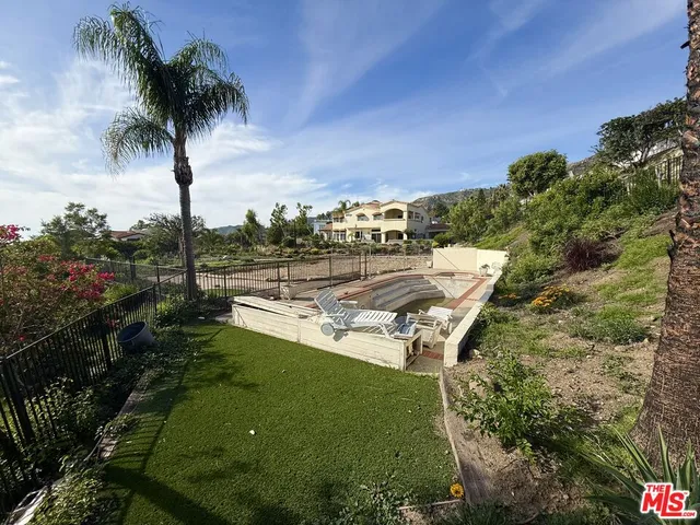 $695,000 | 23311 Pompano Street, Malibu, CA 90265