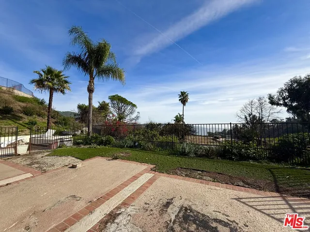 $695,000 | 23311 Pompano Street, Malibu, CA 90265