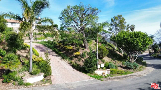 $695,000 | 23311 Pompano Street, Malibu, CA 90265