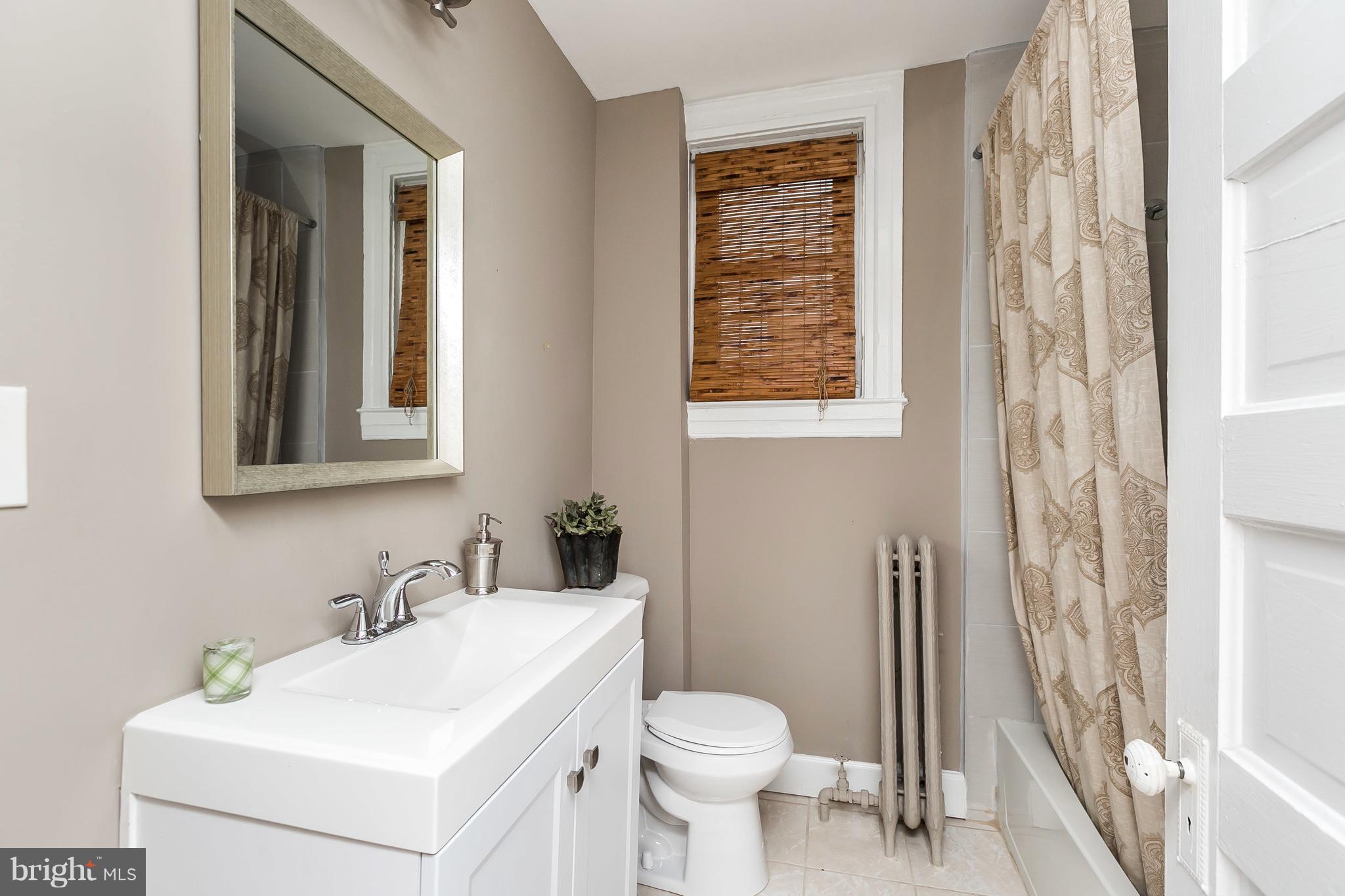 4024 Roland Avenue Baltimore, MD 21211 - Photo 19 of 28 Renovated Bath