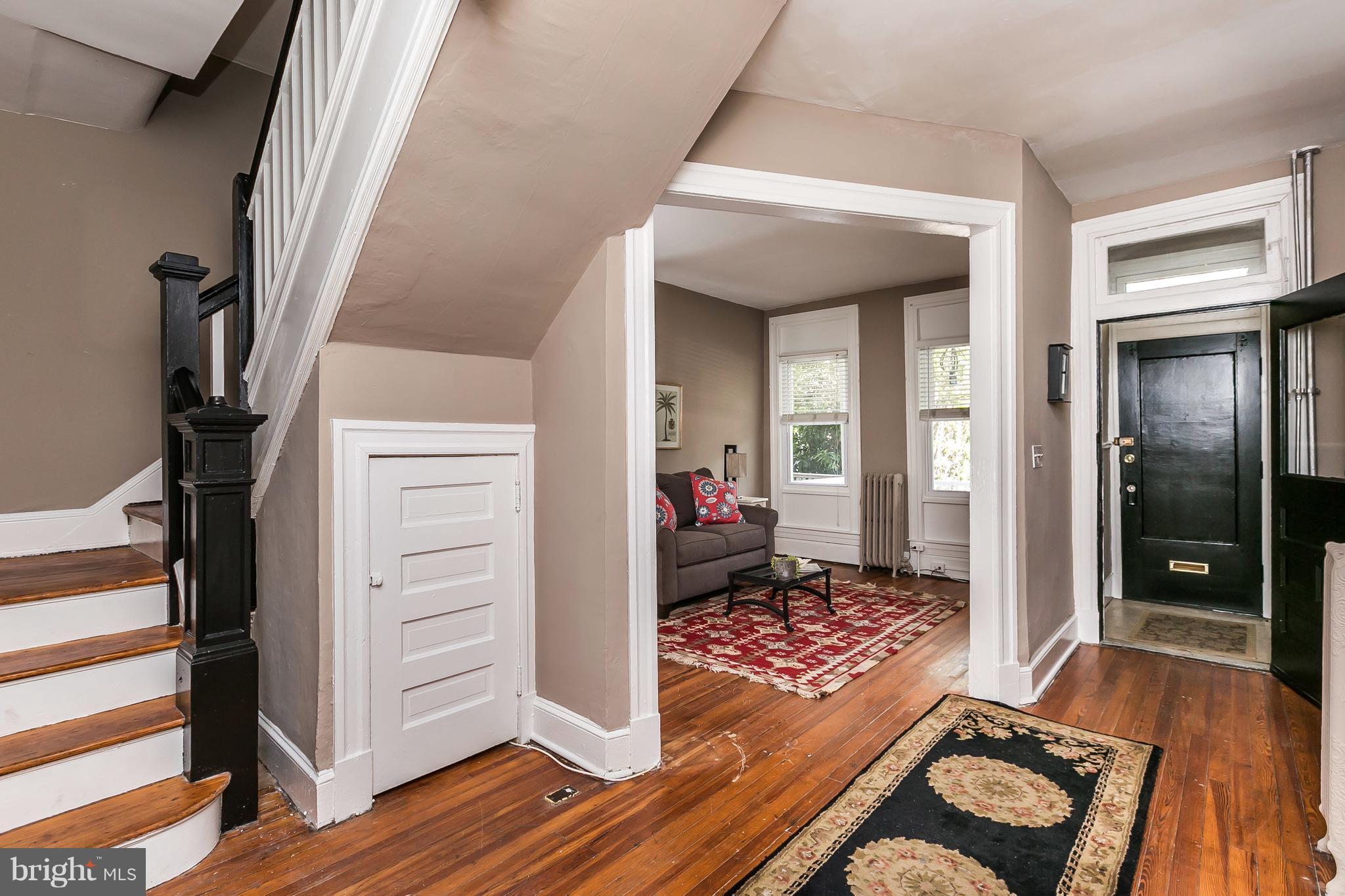 4024 Roland Avenue Baltimore, MD 21211 - Photo 3 of 28 Interior (General)