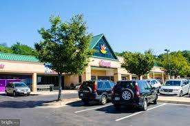 4024 Roland Avenue Baltimore, MD 21211 - Photo 26 of 28 1 Block to Giant, Chipotle and D&D