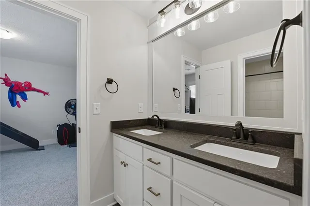 $625,000 | 13785 Northwest 71 Street, Parkville, MO 64152