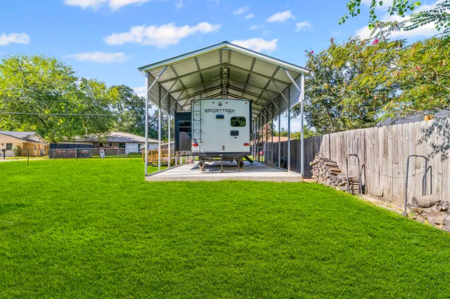 $424,900 | 118 Campbell Wood Drive, Livingston, TX 77351