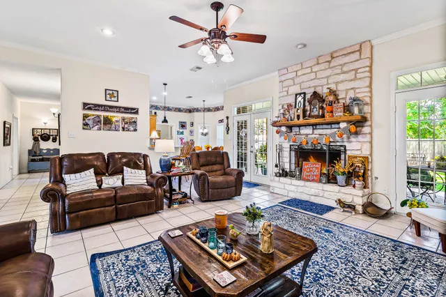 $424,900 | 118 Campbell Wood Drive, Livingston, TX 77351