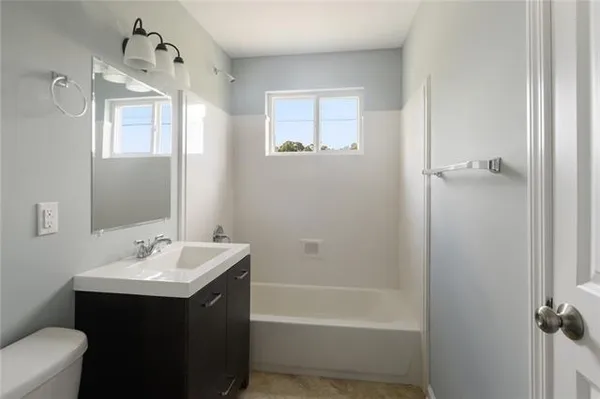 $1,295 | 4423 Camel Street, Unit D, Metairie, LA 70001