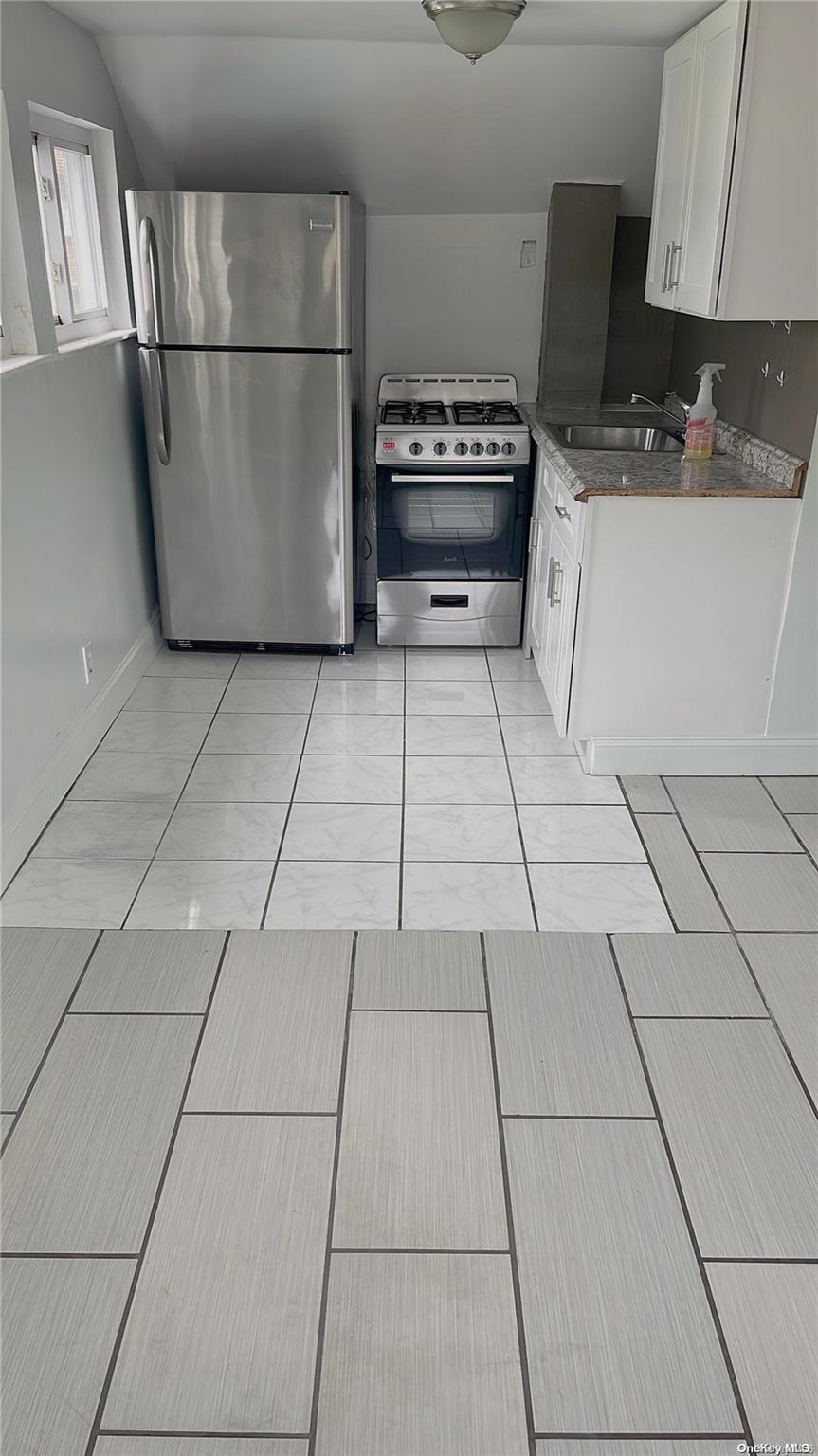 173-18 143rd Road Queens, NY 11434 - Photo 15 of 25