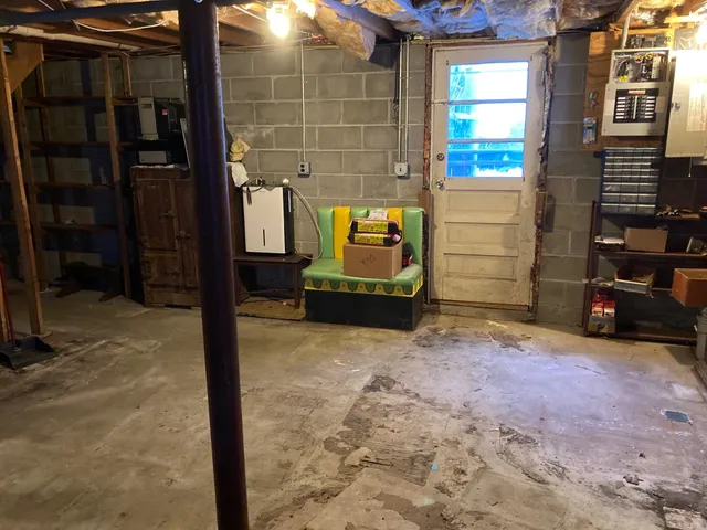 $849,000 | 20 Campton Street, Hampton, NH 03874