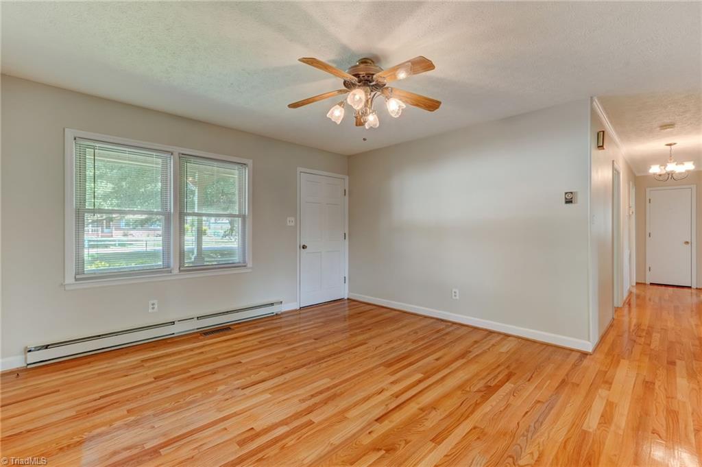 132 Circle Loop Eden, NC 27288 - Photo 16 of 50 Gallery Image 16
