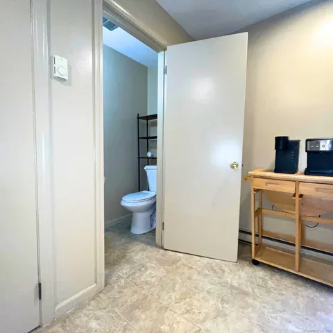 $1,575 | 537 Boswell Avenue, Norwich, CT 06360