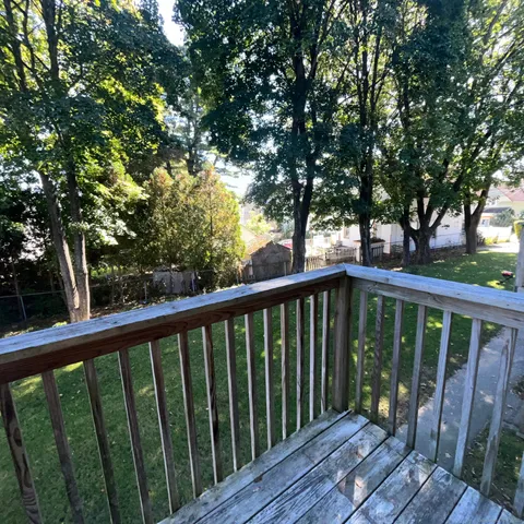 $1,575 | 537 Boswell Avenue, Norwich, CT 06360