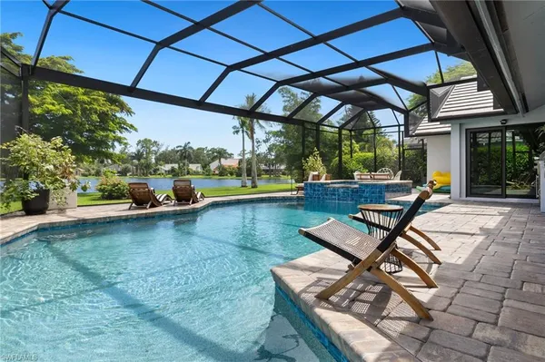$1,100,000 | 1380 Bald Eagle Drive, Naples, FL 34109