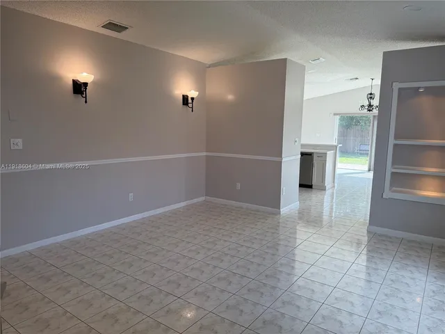 $3,000 | 17449 Southwest 143rd Place, Miami, FL 33177