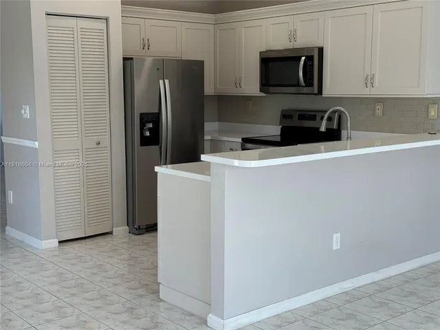 $3,000 | 17449 Southwest 143rd Place, Miami, FL 33177