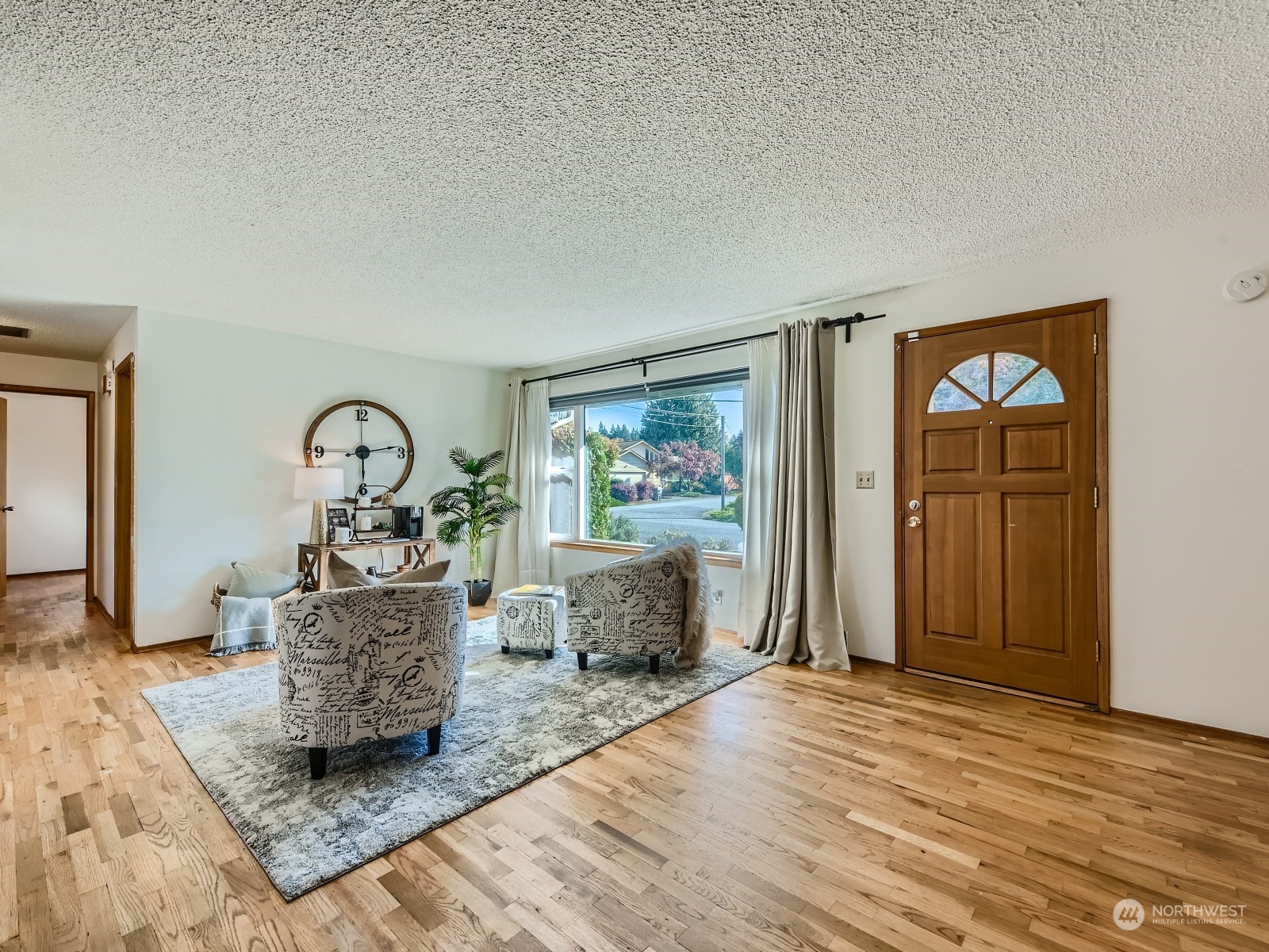 10930 Southeast 181st Street Renton, WA 98055 - Photo 3 of 17 Gallery Image 3
