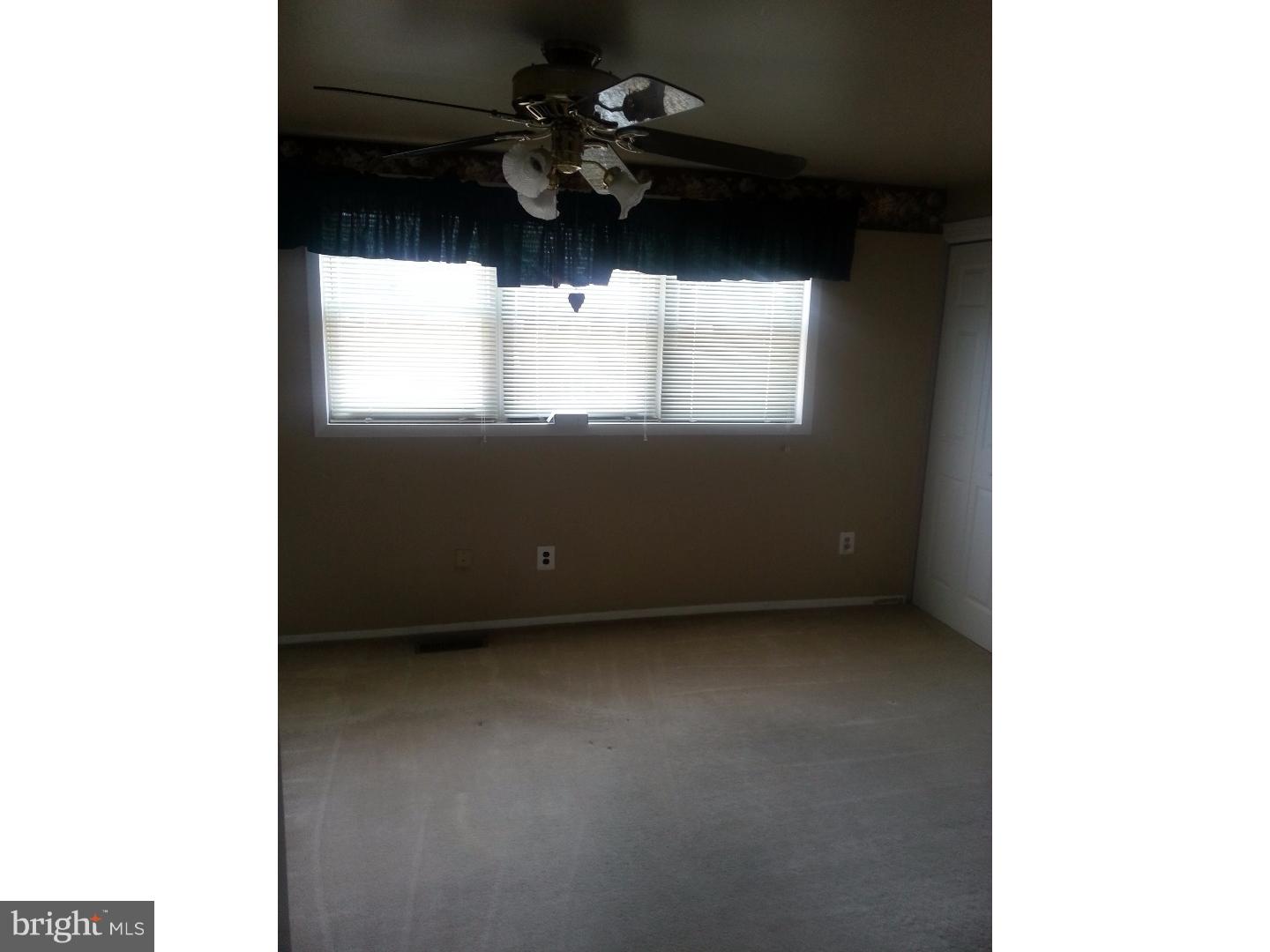 12210 Aster Road Philadelphia, PA 19154 - Photo 8 of 16 Bedroom - Main