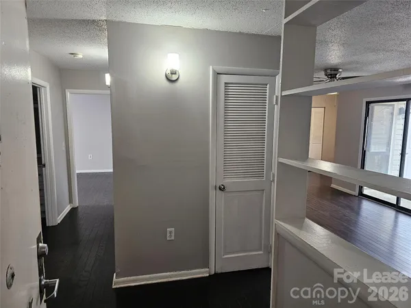 $1,600 | 4811 Spring Lake Drive, Unit E, Charlotte, NC 28212